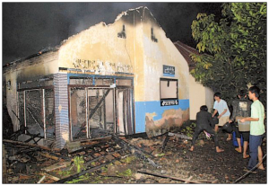 burntout_mosque_ciampea-300x207